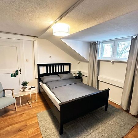 City-Apartment In Krefeld - Beuys Apartments - Krefeld Ngoại thất bức ảnh