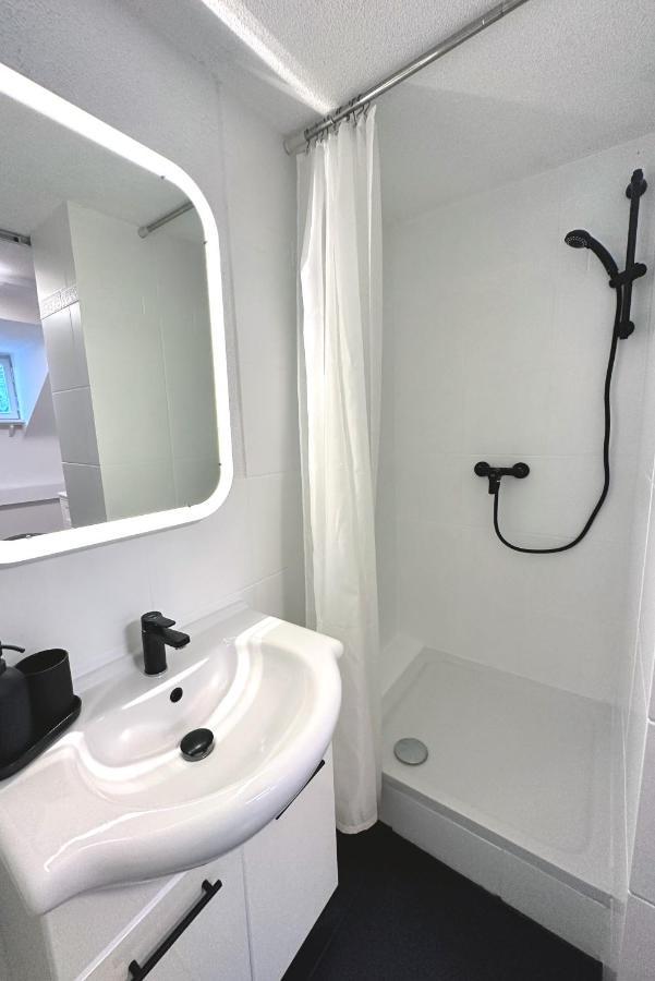City-Apartment In Krefeld - Beuys Apartments - Krefeld Ngoại thất bức ảnh
